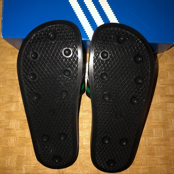 Adidas Adilette Slides - Picture 4 of 6